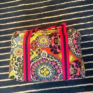 Vera Bradley floral pattern duffel bag
